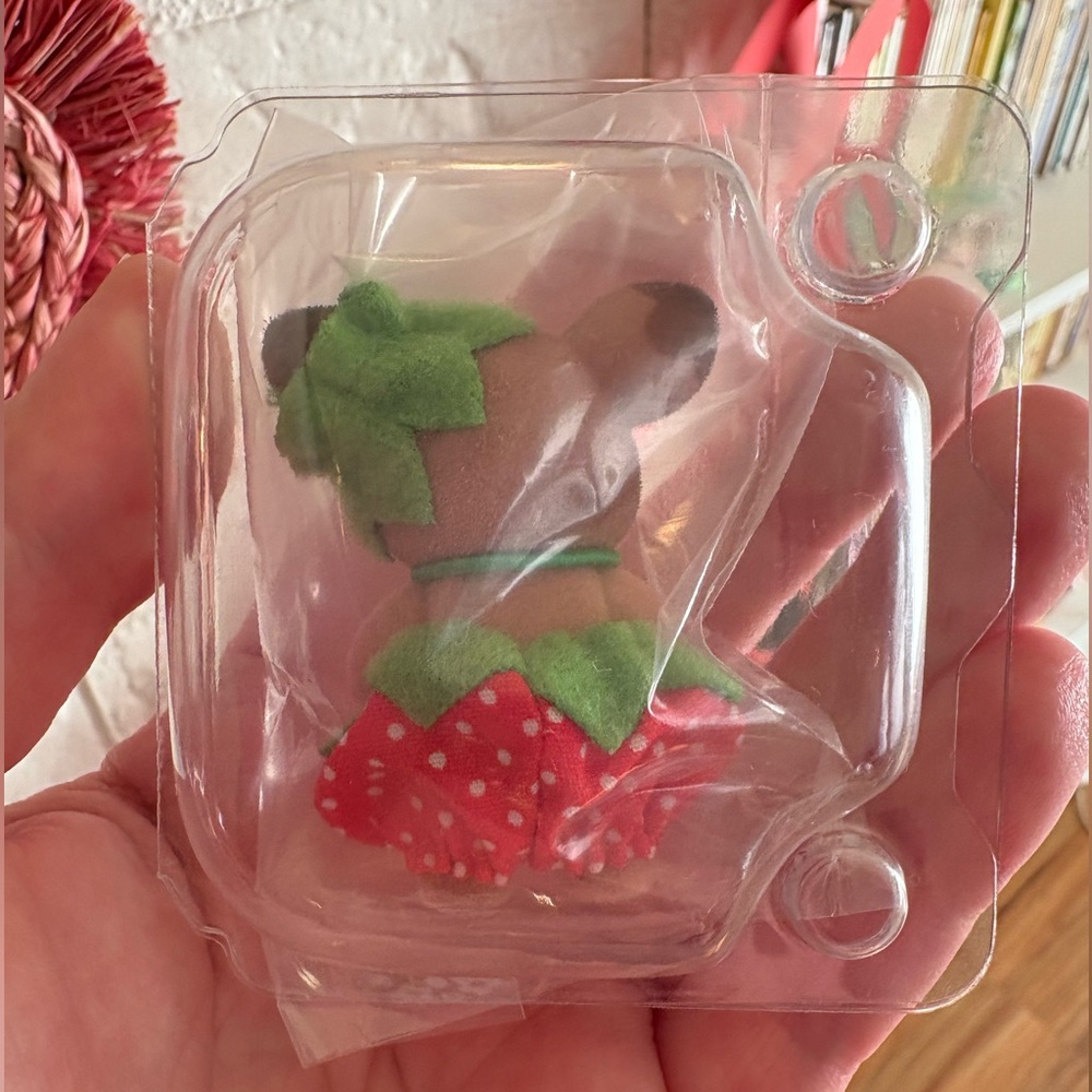 Calico critters very berry babies aster the deer - Picture 3 of 4
